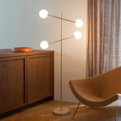 IT´S ABOUT ROMI Gulvlamper > IT'S ABOUT ROMI Gulvlampe Copenhagen, beige, glas, drejelig