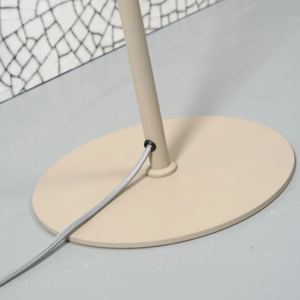 Gulvlamper ^ IT´S ABOUT ROMI IT'S ABOUT ROMI Marseille gulvlampe, sandfarve