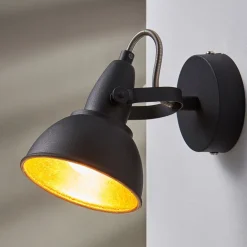 Lindby Loftlamper|Loftlamper > Julin sort og guldfarvet væglampe