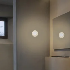 Væg- Og Spejllamper ^ Karman Agua LED-væglampe, IP44, frostet glas