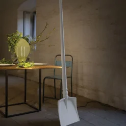 Gulvlamper|Gulvlamper ^ Karman Tobia - LED-designergulvlampe, skovl