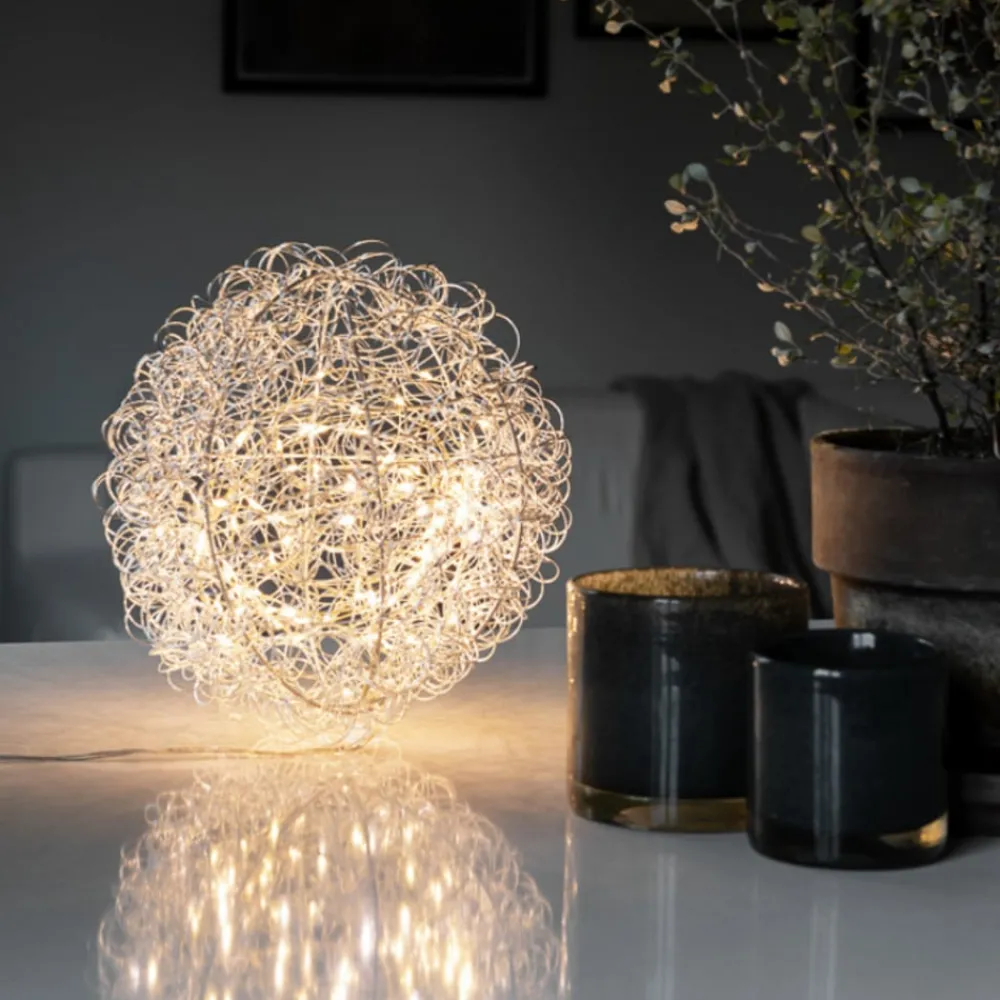 Julepynt ^ Konstsmide Christmas LED-dekorativ lyskugle, Ø 25 cm, 80 LED'er