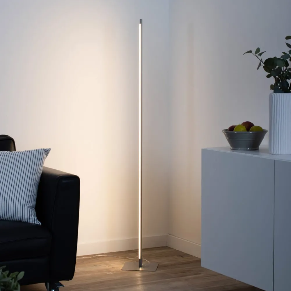 Gang|Gulvlamper ^ JUST LIGHT. GmbH LED-gulvlampe Bella, lige, firkantet base, stål