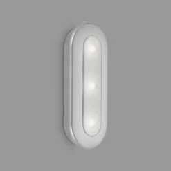 Briloner Underskabsbelysning > LED Push Light Row, batteridrift, 6.500 K, 15 cm
