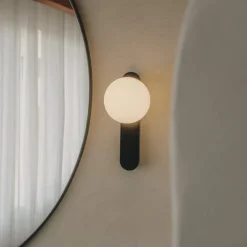 LEDS-C4 Væg- Og Spejllamper > LED-væglampe Perlina, sort, stål