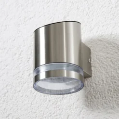 Solcellelamper|Væglamper ^ Lindby LED-solcellelampe Salma til anbringelse på muren