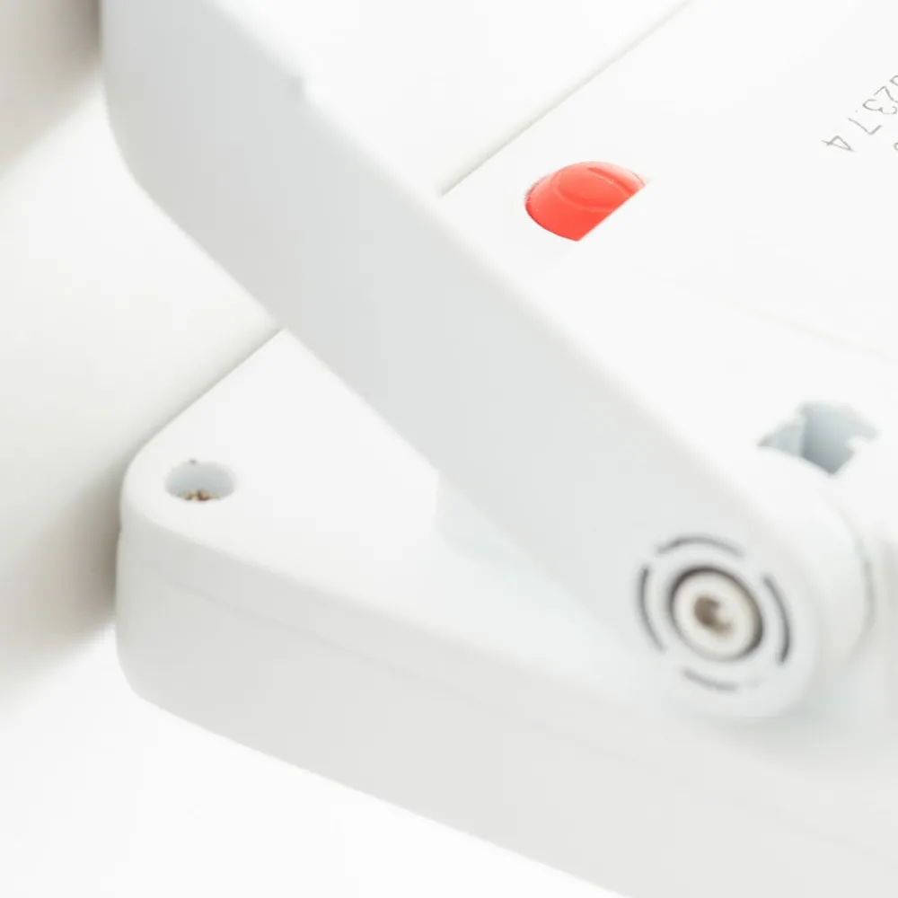 Brilliant Solcelle Lampe Med Sensor|Væglampe Med Sensor > LED solcelle udendørs vægspot Luton Sensor, hvid, bredde 13 cm