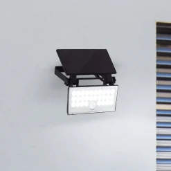 Solcelle Lampe Med Sensor|Væglampe Med Sensor ^ Brilliant LED-solcelle udendørs vægspot Luton Sensor, sort, B 19 cm