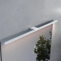 Væg- Og Spejllamper ^ MCJ LED-spejlbelysning Triga, IP44, hvid, 80 cm, 4.000K