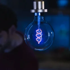 Dæmpbar Led-Pære|Filament Pære ^ LEDVANCE SMART+ WiFi Filament Globe RGBW E27 4,5 W
