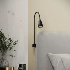 Underskabsbelysning|Væglamper ^ Briloner LED-væglampe Tuso, sort, sengemontering, metal