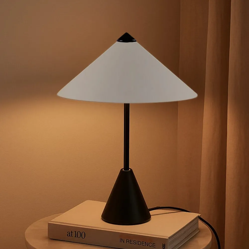Lindby Bordlamper > bordlampe Norvik, højde 35 cm, sort/grå, metal