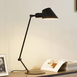 Lindby Arbejdsrum/Kontor|Bordlamper > Corali bordlampe, sort, metal, højde 64 cm
