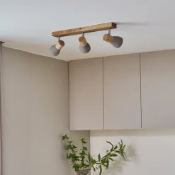 Lindby Gang|Loftlamper > Filiz spotlight, 3 lyskilder, 47 cm lang, træ, beton, E14
