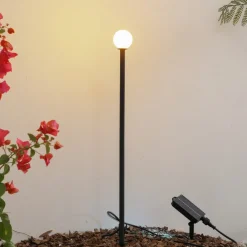 Lindby Udendørs Spot > Freydis LED-solcellelampe, sort, aluminium, 2.000 K