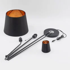 Gang|Pendellamper ^ Lindby gulvlampe Efalia, sort/guld, tekstil, læselampe