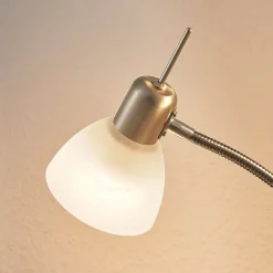 Pendellamper|Gulvlamper ^ Lindby gulvlampe Gwendolin, 160 cm, nikkelfarvet, 2 lyskilder.