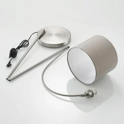 Gang|Pendellamper ^ Lindby gulvlampe Keriba, nikkel/taupe, stof, 150 cm, E27