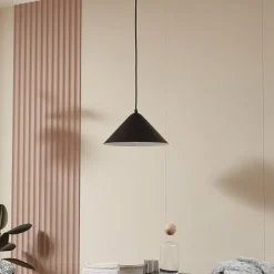 Pendellamper|Pendellamper ^ Lindby hængelampe Clarine, sort/hvid, Ø 32 cm, metal