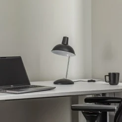 Arbejdsrum/Kontor|Bordlamper ^ Lindby Jamelia bordlampe, stål, sort