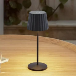 Lindby Dekorationsbelysning|Bordlamper > LED-batteridrevet bordlampe Esali, sort, metal, IP65