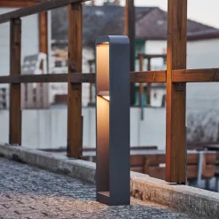 Lindby Terrassebelysning|Gadebelysning > LED-gadelampe Darko, 80 cm, grå, metal, IP54