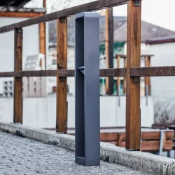 Lindby Terrassebelysning|Gadebelysning > LED-gadelampe Darko, 100 cm, grå, metal, IP54
