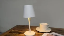 Terrassebelysning|Bordlamper ^ Lindby LED genopladelig bordlampe Janea CROSS, hvid, metal