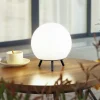 Lindby Dekorationsbelysning|Terrassebelysning > LED genopladelig bordlampe Aurilia, sort/hvid, jern, IP44