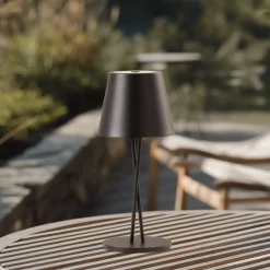 Dekorationsbelysning|Terrassebelysning ^ Lindby LED genopladelig bordlampe Janea CROSS, sort, metal