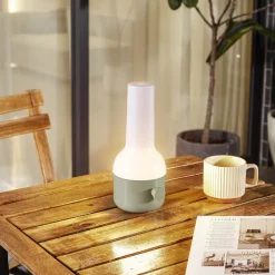Lindby Dekorationsbelysning|Terrassebelysning > LED genopladelig udendørs bordlampe Isaline, grøn, dæmpbar