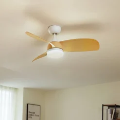 Lindby Loftventilatorer > LED-loftventilator Enon, hvid/træfarvet, DC, støjsvag