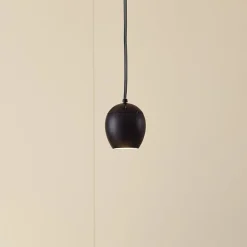 Lindby Skinnesystem > LED-pendellampe Lumaro, sort,Ø6,2 cm,48V,dæmpbar