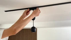 Lindby Skinnesystem > LED-pendellampe Lumaro, sort,Ø6,2 cm,48V,dæmpbar