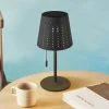 Lindby Dekorationsbelysning|Solcellelamper > LED-solcellebordlampe Hilario, sort, jern, genopladeligt batteri