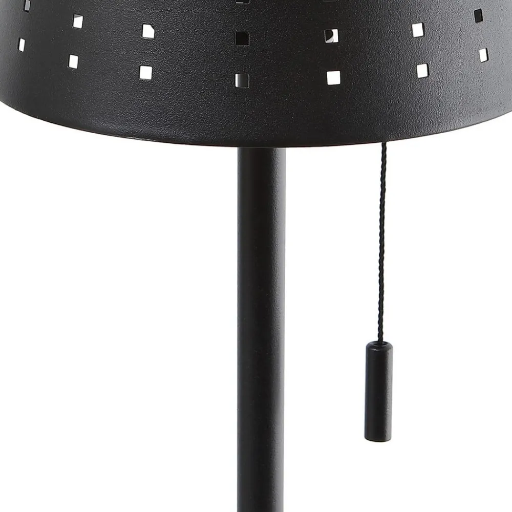 Solcellelamper ^ Lindby LED-solcellegulvlampe Hilario, sort, jern, genopladeligt batteri