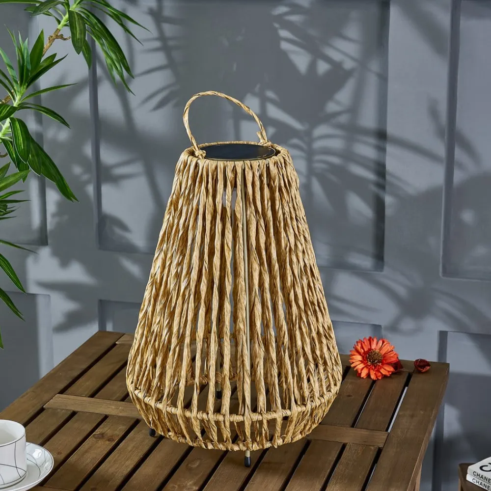 Lindby Dekorationsbelysning|Solcellelamper > LED-solcellelampe Amaria, rattan, lys, Ø 27 cm