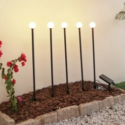 Lindby Solcellelamper|Udendørs Spot > LED-solcellelampe Freydis, sæt med 5, sort, 2.000 K