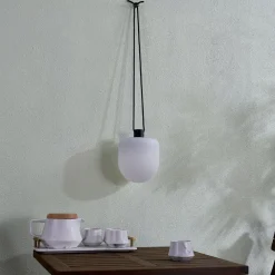 Lindby Udendørs Pendellamper > LED udendørs pendel Eleia, 2.700 K, 16 cm, genopladeligt batteri