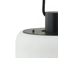 Lindby Udendørs Pendellamper > LED udendørs pendel Eleia, 2.700 K, 16 cm, genopladeligt batteri