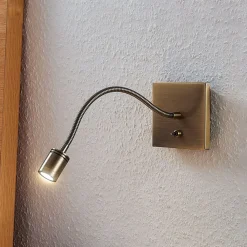 Lindby Væglamper|Væglamper > LED-væglampe Mayar, messing, metal, læselampe, 11cm