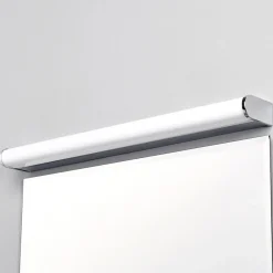 Lindby Gang|Væg- Og Spejllamper > LED-væglampe Philippa, afrundet, 58 cm, krom, IP44