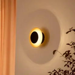 Lindby Væglamper|Væglamper > LED-væglampe Tiama, metal, sort/guld, Ø 20 cm