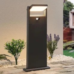 Lindby Solcelle Lampe Med Sensor|Gadebelysning Med Sensor > Novalie LED-gadelampe