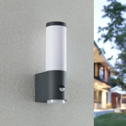 Væglampe Med Sensor|Væglamper ^ Lindby Okari udendørs væglampe med sensor, lige