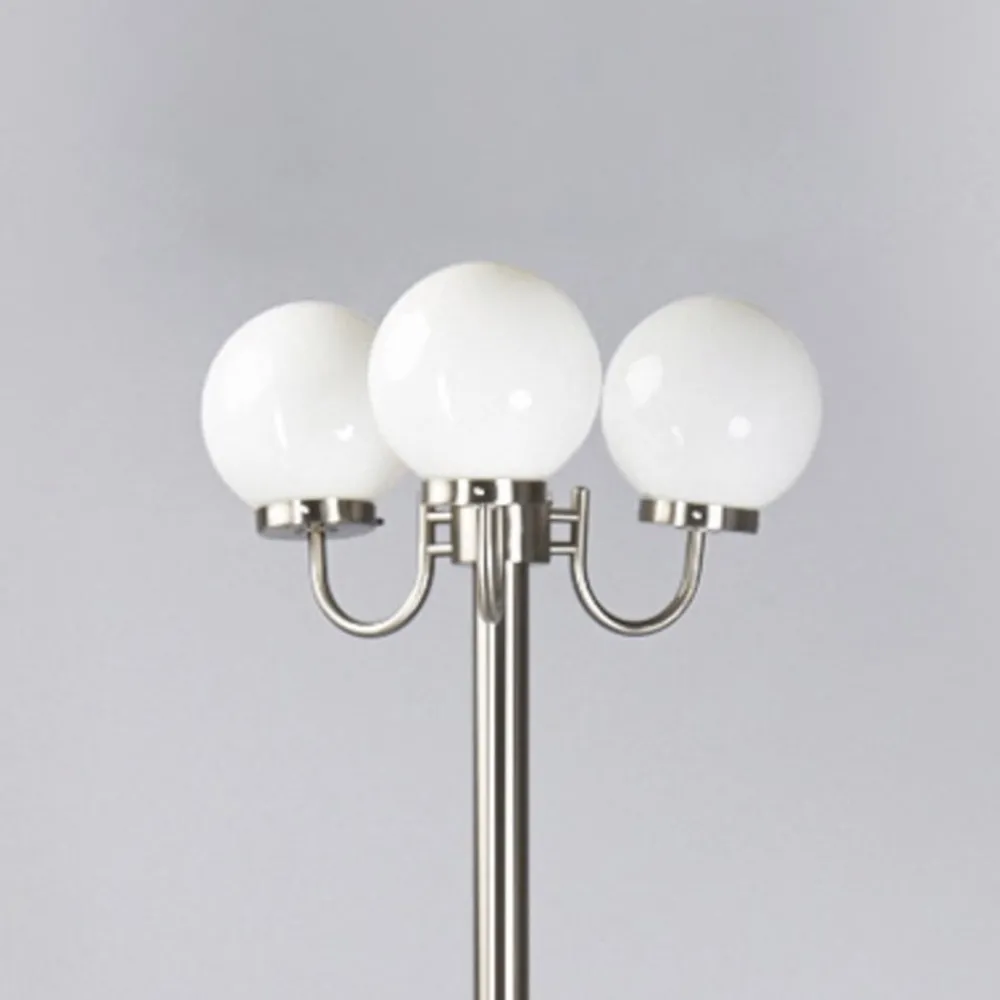 Lindby Lygtepæle > Samuel udendørslampe, 218 cm, 3 lyskilder, kugle, E27, IP44