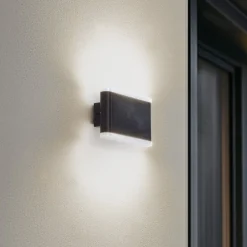 Lindby Terrassebelysning|Væglamper > Smart LED udendørs væglampe Elvi, CCT, RGB, Tuya, IP54