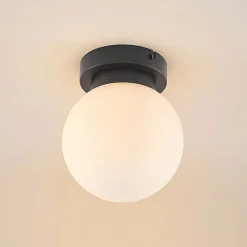 Lindby Loftlamper > Tavino loftslampe, sfærisk skærm, sort