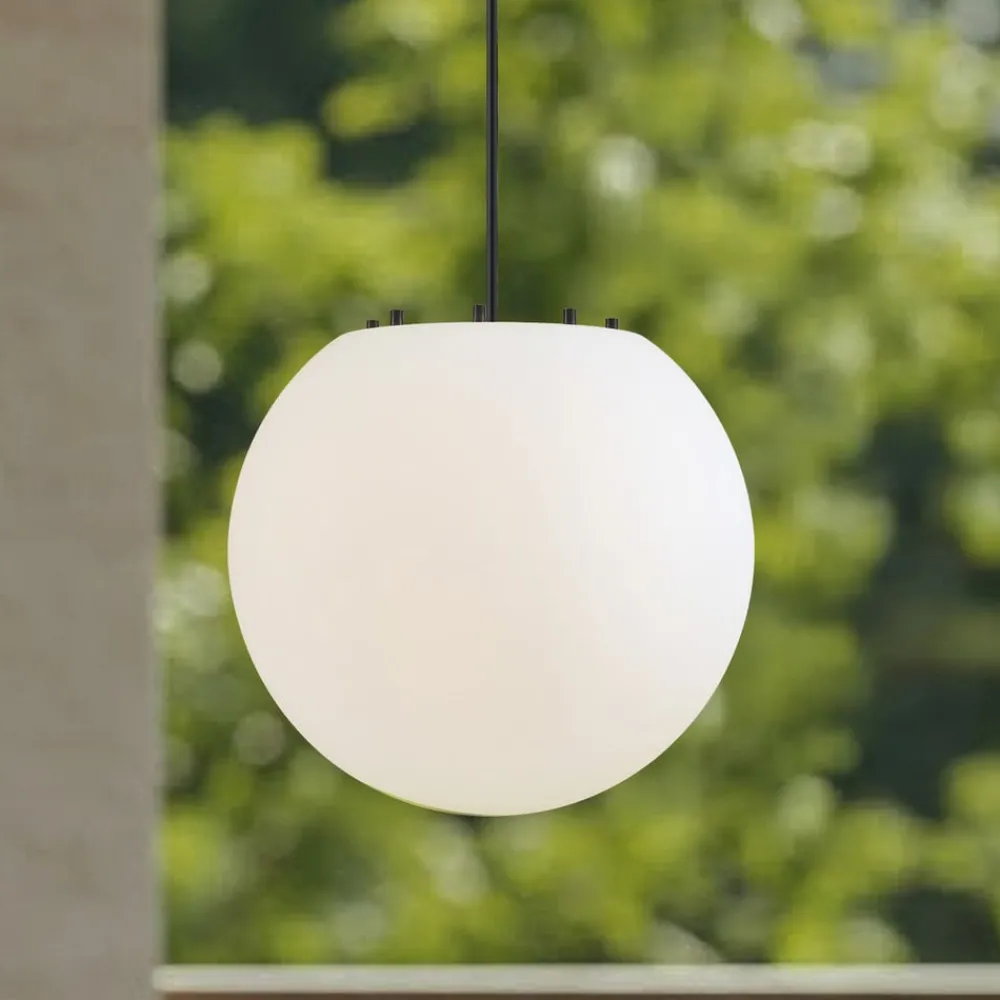 Lindby Udendørs Pendellamper > udendørs hængelampe Alea, hvid, plast, Ø 38 cm
