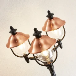 Lindby Lygtepæle > udendørslampe Clint, 225 cm, 3 lyskilder, saltvandsresistent, E27